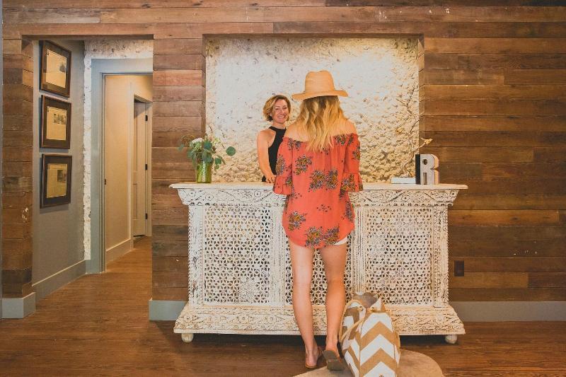 Hotel Roost Ocean Springs Extérieur photo